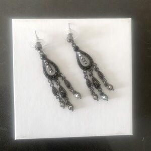 Black Crystal Fashion Jewelry Earrings